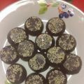Cioccolatini fondenti alle nocciole