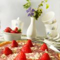 CROSTATA CON CREMA ALLA FRAGOLA