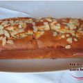 Plumcake con pesche e mandorle