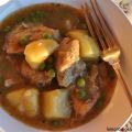 Spezzatino di carne con patate e piselli