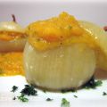 Cipolle farcite con crema di carote