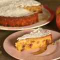 Torta di mele con uvetta e mandorle