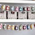 Calendario dell'Avvento con rotoli di cartone e[...]