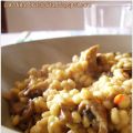 Orzotto cremoso e formaggioso ai funghi