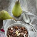 Porridge al cioccolato e pere