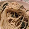SPAGHETTI INTEGRALI CON CIME DI RAPA E SALMONE