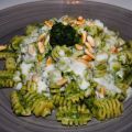 Pasta con crema di broccoletti, salsa al[...]