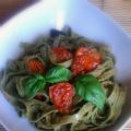 Tagliatelle con pomodorini al forno e briciole