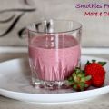 Smoothie con fragole,more e cannella