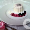 LATTE DI RISO AL COCCO CON CUOR DI MIRTILLO