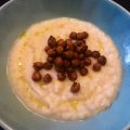Crema di sedano rapa e daikon con ceci alla[...]