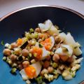 Insalata ceci, zucchine, cipollotti e uova