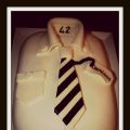 Torta camicia e cravatta