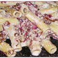 PASTA CON PESTO DI NOCI E RADICCHIO ROSSO