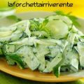 Insalata di cetrioli e feta in salsa di menta