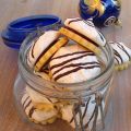 Frollino con meringa alle noci e mirtilli rossi