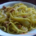 Linguine con pancetta, cipolla e zafferano