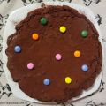 TORTA AL CIOCCOLATO FONDENTE CON SMARTIES