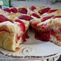FOCACCIA DI FARINA DI KAMUT CON FRAGOLE... NEL[...]