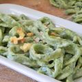 Tagliatelle verdi alle cime di rapa con salsa[...]