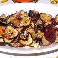 MELANZANE CON AGLIO,OLIO E PEPERONCINO.