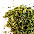 Tagliatelle alla crema di lattuga con pistacchi[...]