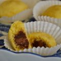 Dolcetti al cocco con ovetti di cioccolato