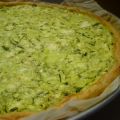 Torta salata di zucchine e feta al pesto
