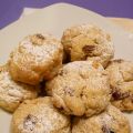 Dolcetti al vin santo con uvetta e pinoli