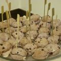 Bocconcini di pane alle cipolle e vino con[...]