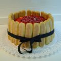 Torta con frosting di panna e mascarpone con[...]
