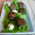 Polpette di quinoa tricolore e tofu con verdure[...]