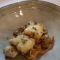 Rana pescatrice, porcini e carciofi