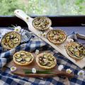Mini Quiche alla robiola con zucchine, mandorle[...]