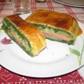 Mattonella salata con spinaci, patate e würstel