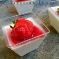 Panna cotta al cioccolato bianco con fragole