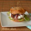 Hamburger di mortadella con cipolle caramellate[...]