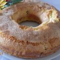 Ciambella allo yogurt e fichi secchi