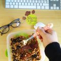 Farro con pomodori secchi e olive nere