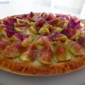 Crostata di crema pasticcera e fichi