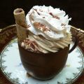 Cioccolata calda in tazza.