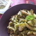 PASTA CON PESTO E PATATE