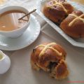 Hot cross buns al cocco e cioccolato per il mio[...]
