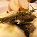 Filetto di orata su vellutata di patate