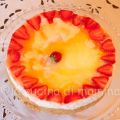 Torta fredda al limone e gelèe di fragole
