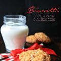 Biscotti con avena e albicocche