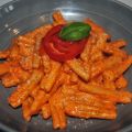 Caserecce alla crema di peperoni e robiola