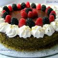 Torta al cacao aromatizzata al rum con lamponi[...]