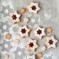 Linzer cookies