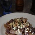 Pasta con cipolle rosse, formaggio erborinato[...]